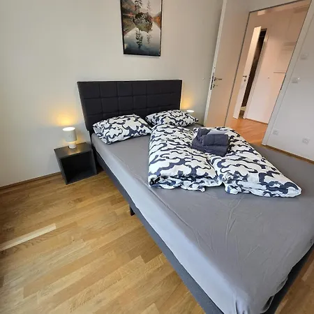 Central Innsbruck Apartment